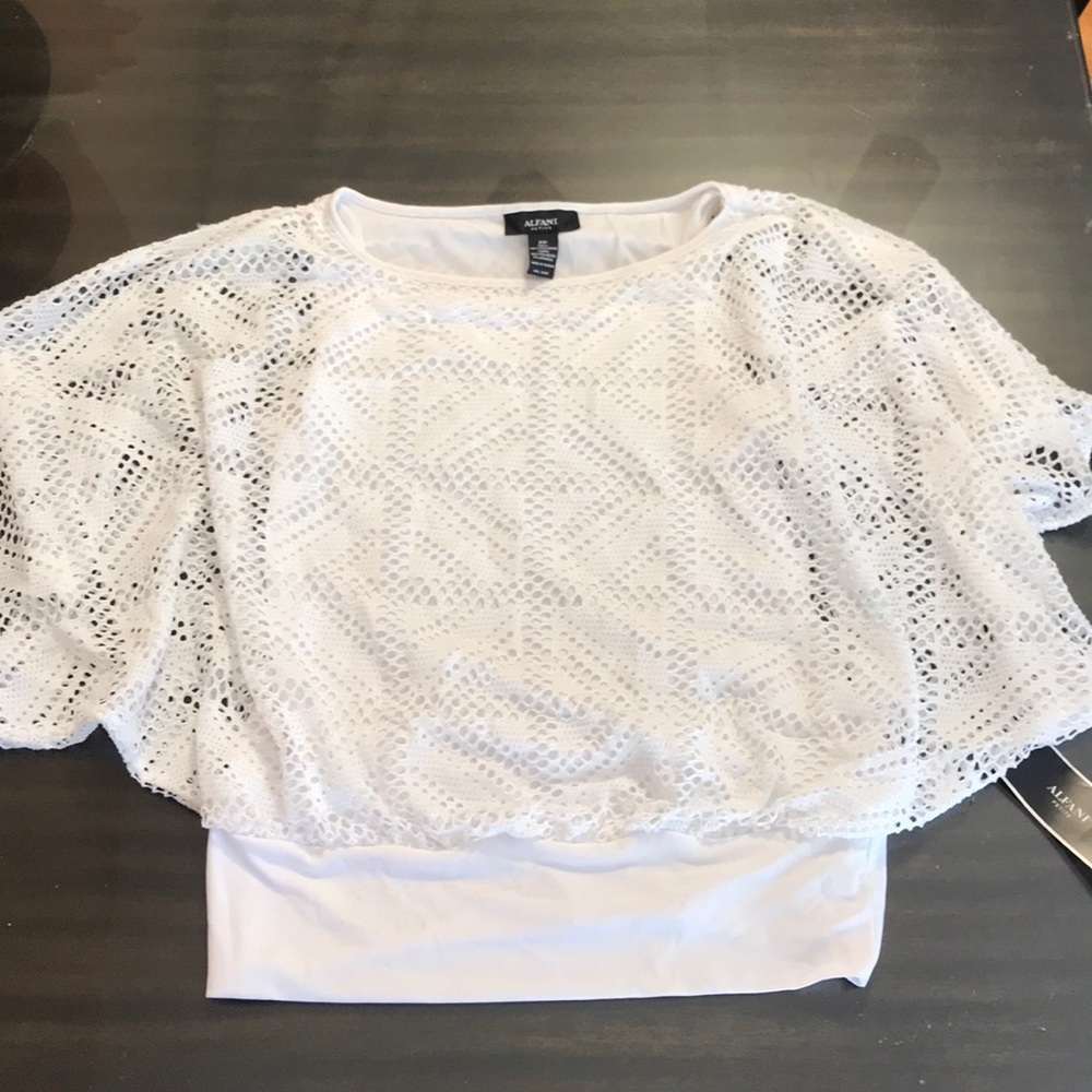 Alfani white top